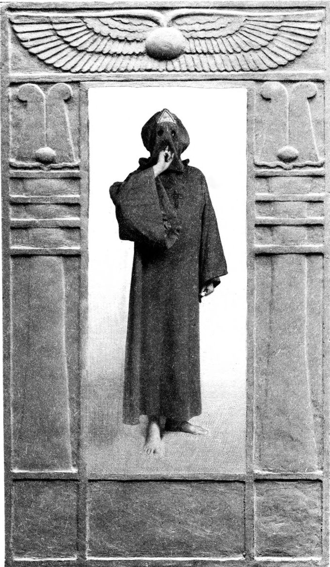 The Sign of Silence: photograph of the sign